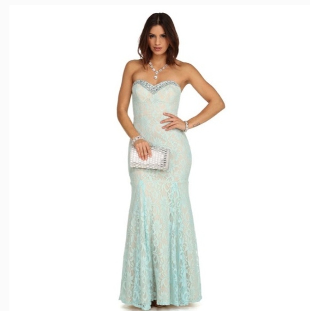 Mermaid lace dress